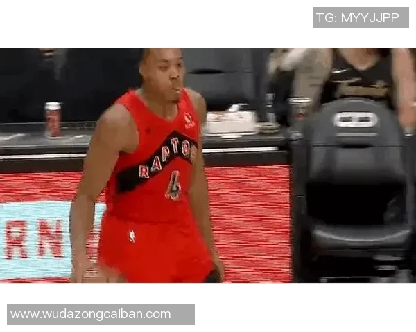 哈里森巴恩斯在NBA赛场上的成长与突破之路探讨 哈里森巴恩斯在NBA赛场上的成长与突破之路探讨