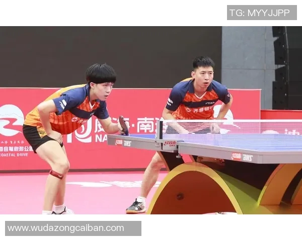 山东鲁能乒乓球队迎战乐旋乒乓展现竞技风采与团队精神