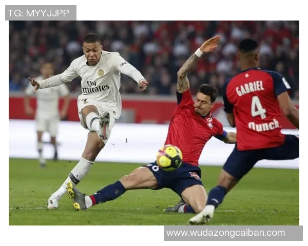 布尔格与朗斯的激烈对决揭示法甲新赛季的竞争格局与球队实力分析